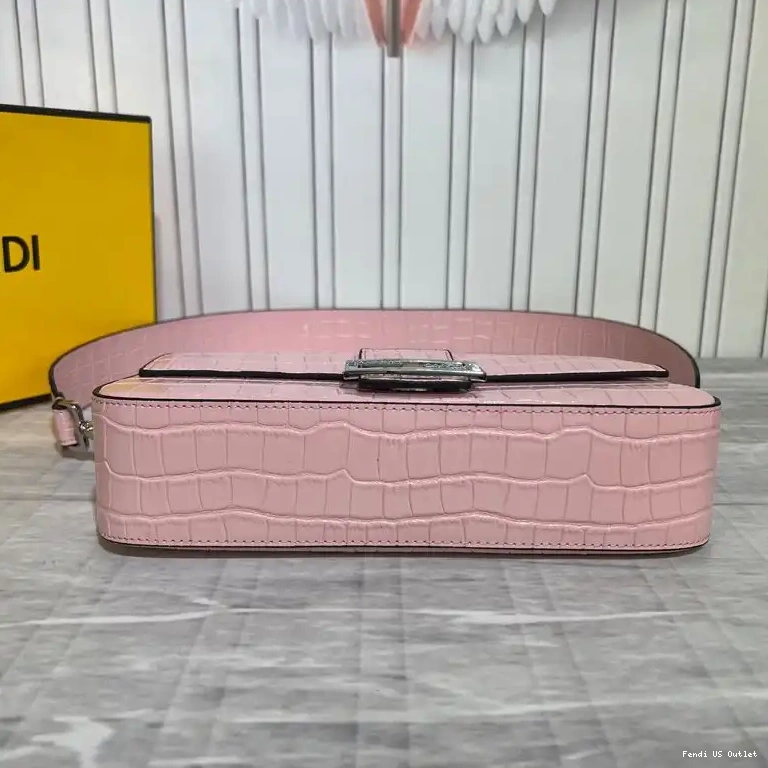 Affordable HOT Baguette Tiffany Medium Leather Pink Crocodile Fendi In Bag 0505
